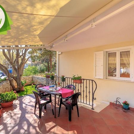 Leona & Borna'S Central Lapad Suites Dubrovnik Eksteriør billede
