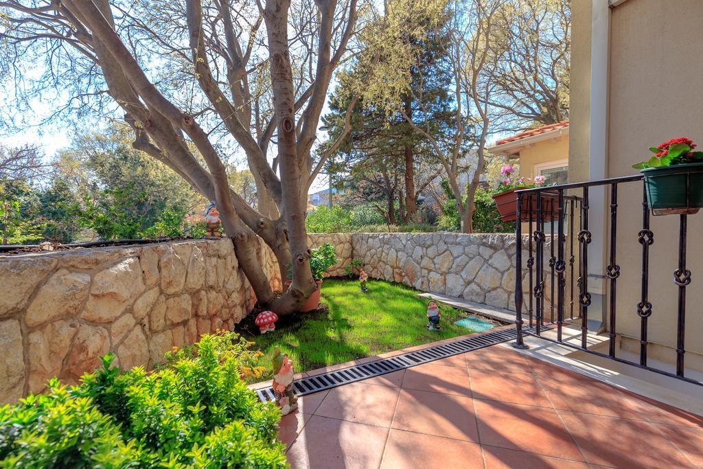 Leona & Borna'S Central Lapad Suites Dubrovnik Eksteriør billede