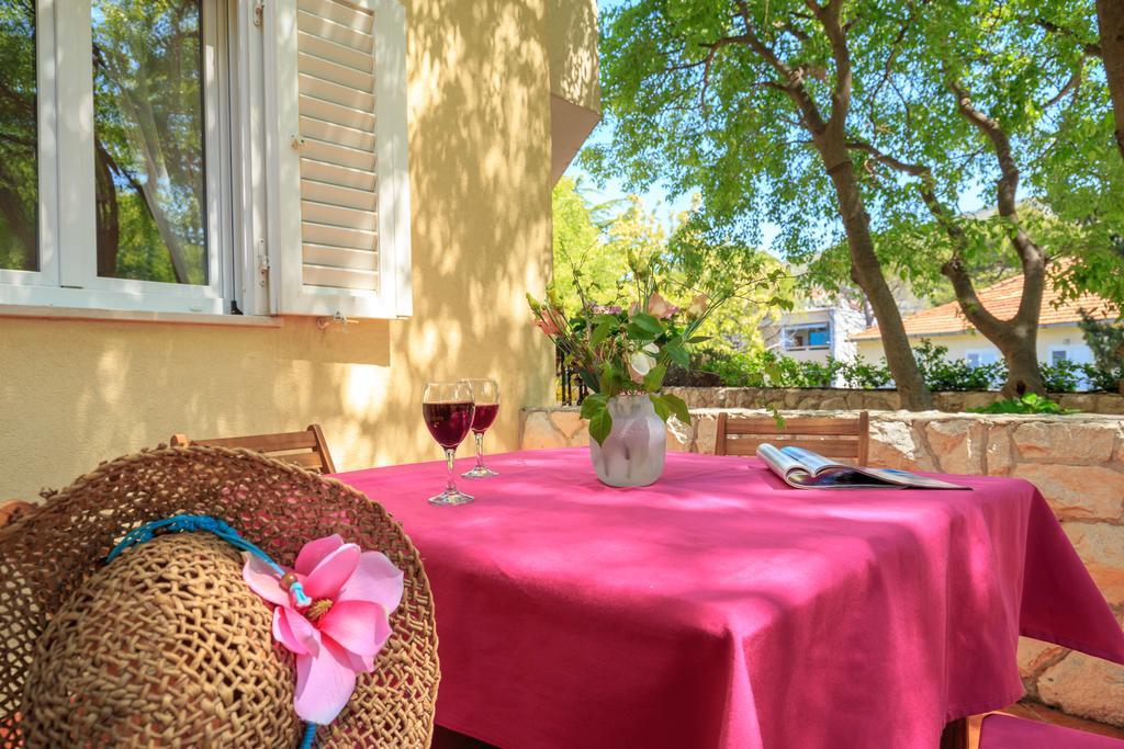 Leona & Borna'S Central Lapad Suites Dubrovnik Eksteriør billede