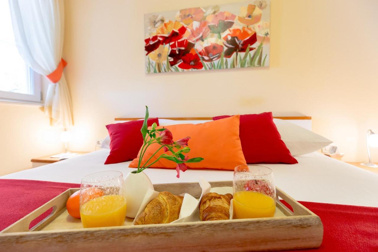 Leona & Borna'S Central Lapad Suites Dubrovnik Eksteriør billede