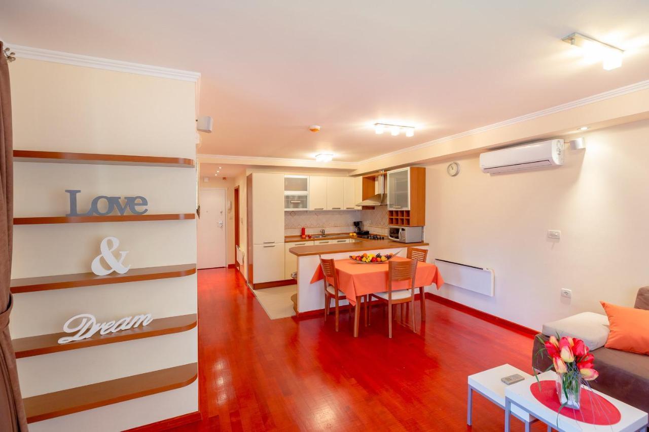 Leona & Borna'S Central Lapad Suites Dubrovnik Eksteriør billede