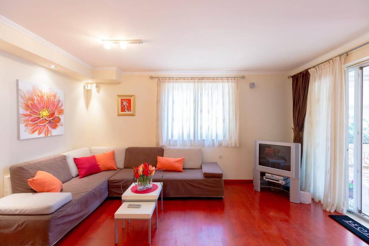 Leona & Borna'S Central Lapad Suites Dubrovnik Eksteriør billede