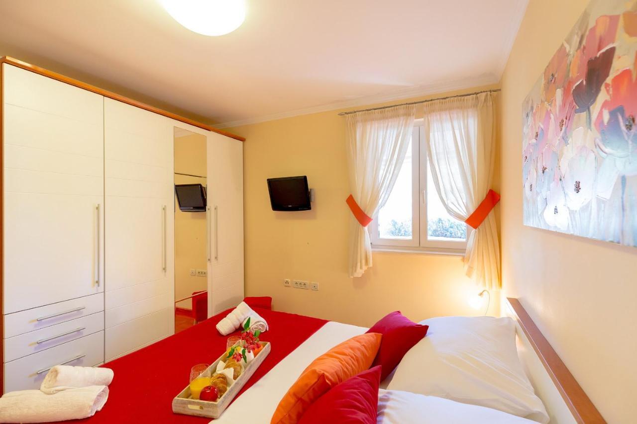 Leona & Borna'S Central Lapad Suites Dubrovnik Eksteriør billede