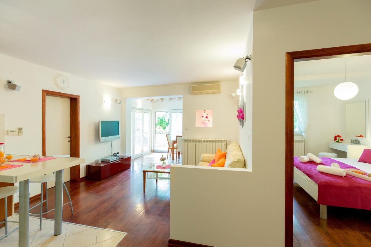 Leona & Borna'S Central Lapad Suites Dubrovnik Eksteriør billede