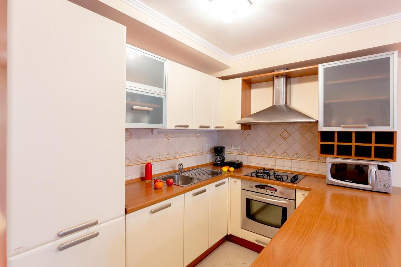 Leona & Borna'S Central Lapad Suites Dubrovnik Eksteriør billede