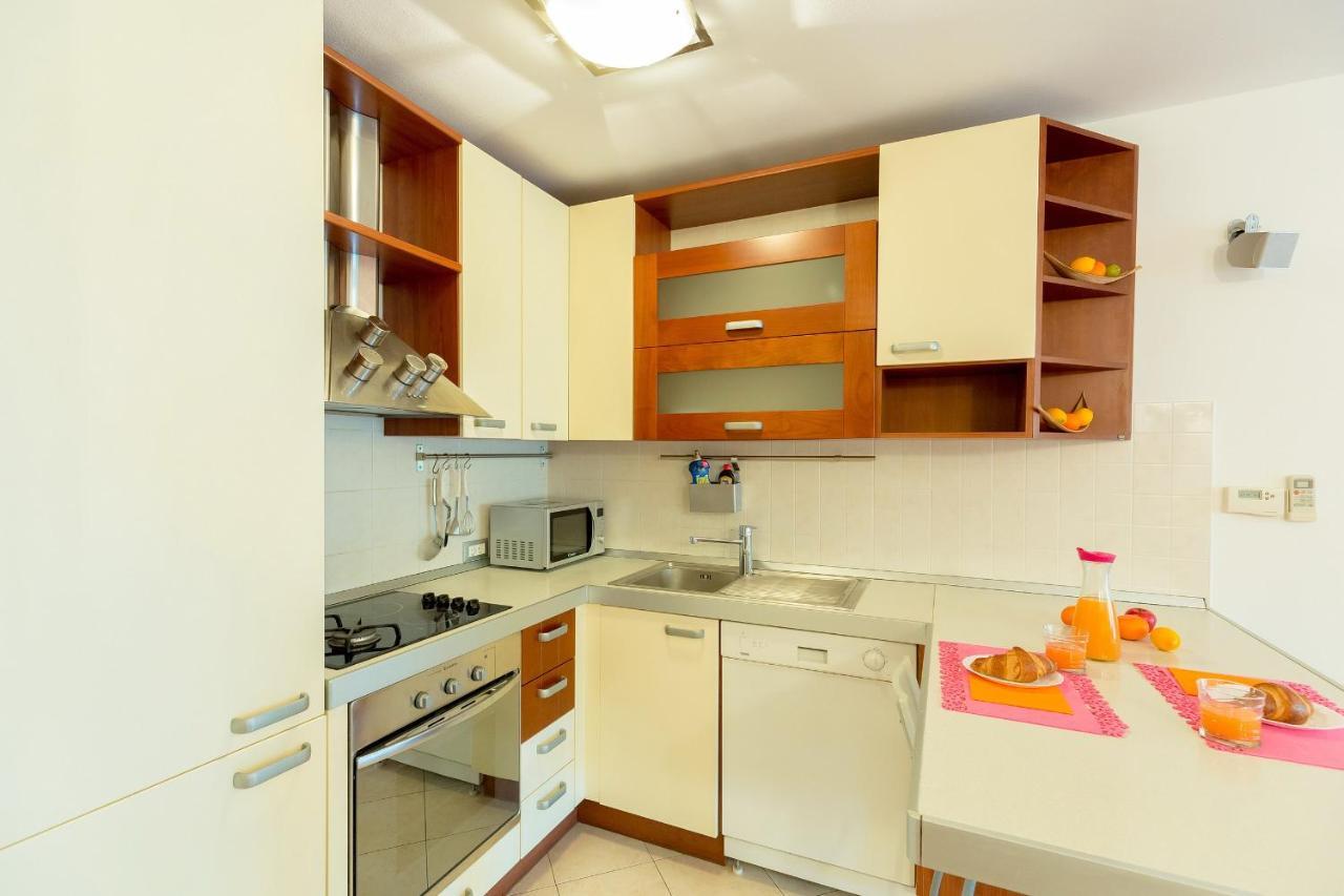 Leona & Borna'S Central Lapad Suites Dubrovnik Eksteriør billede
